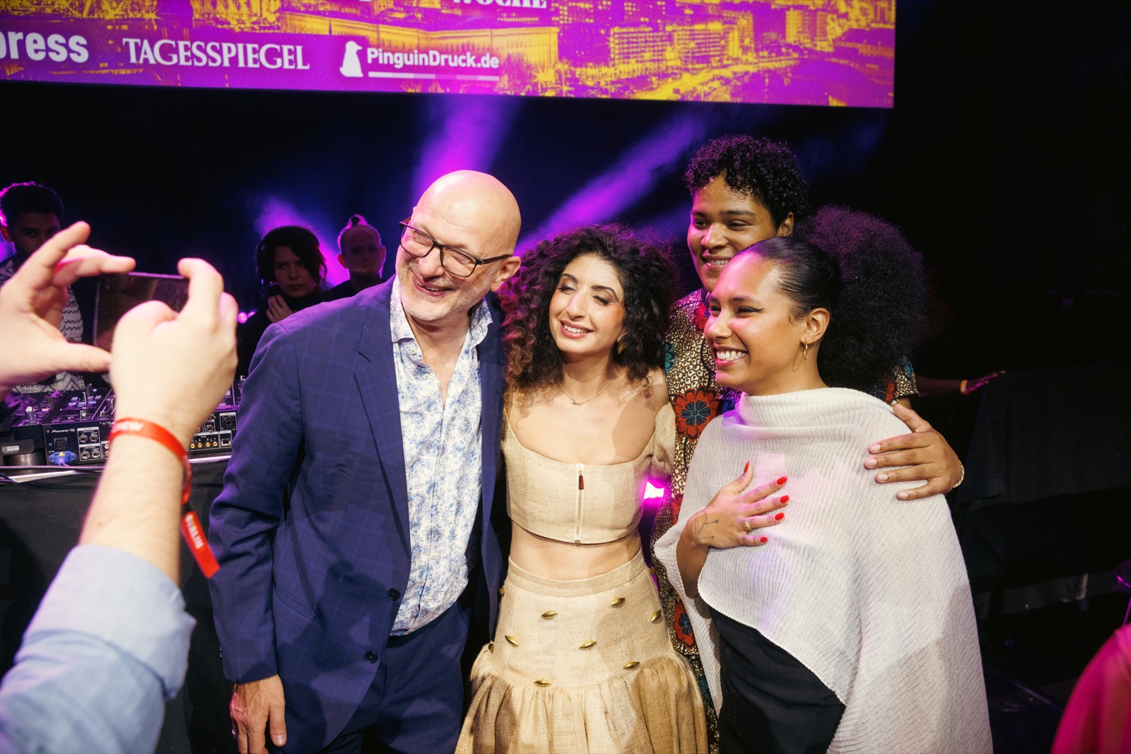 LISTEN TO BERLIN: AWARDS