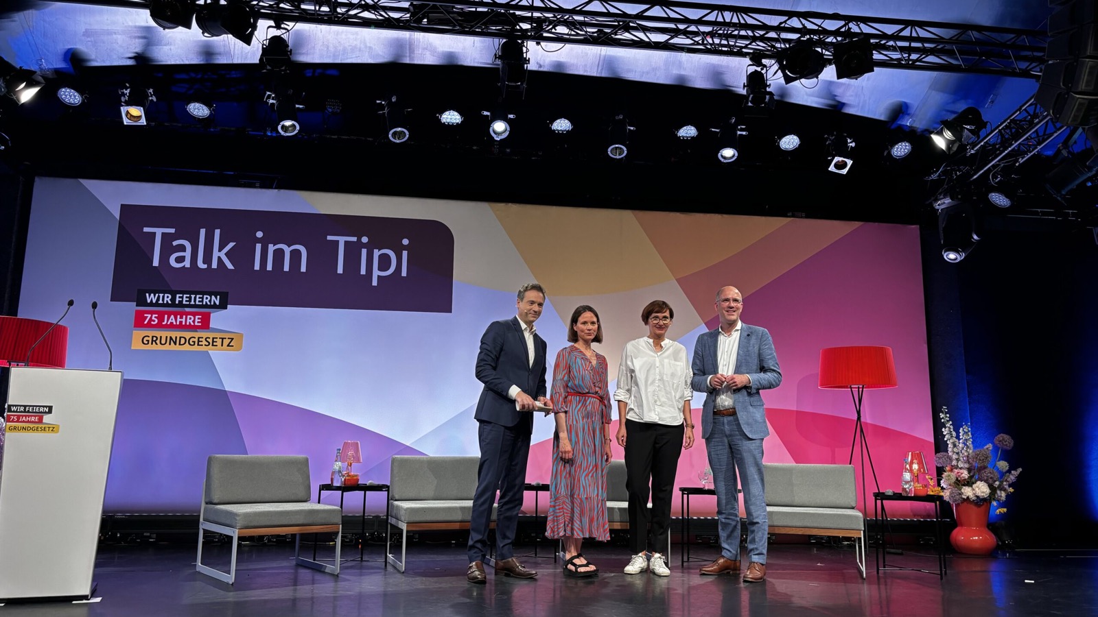 75 Jahre Grundgesetz im Tipi am Kanzleramt