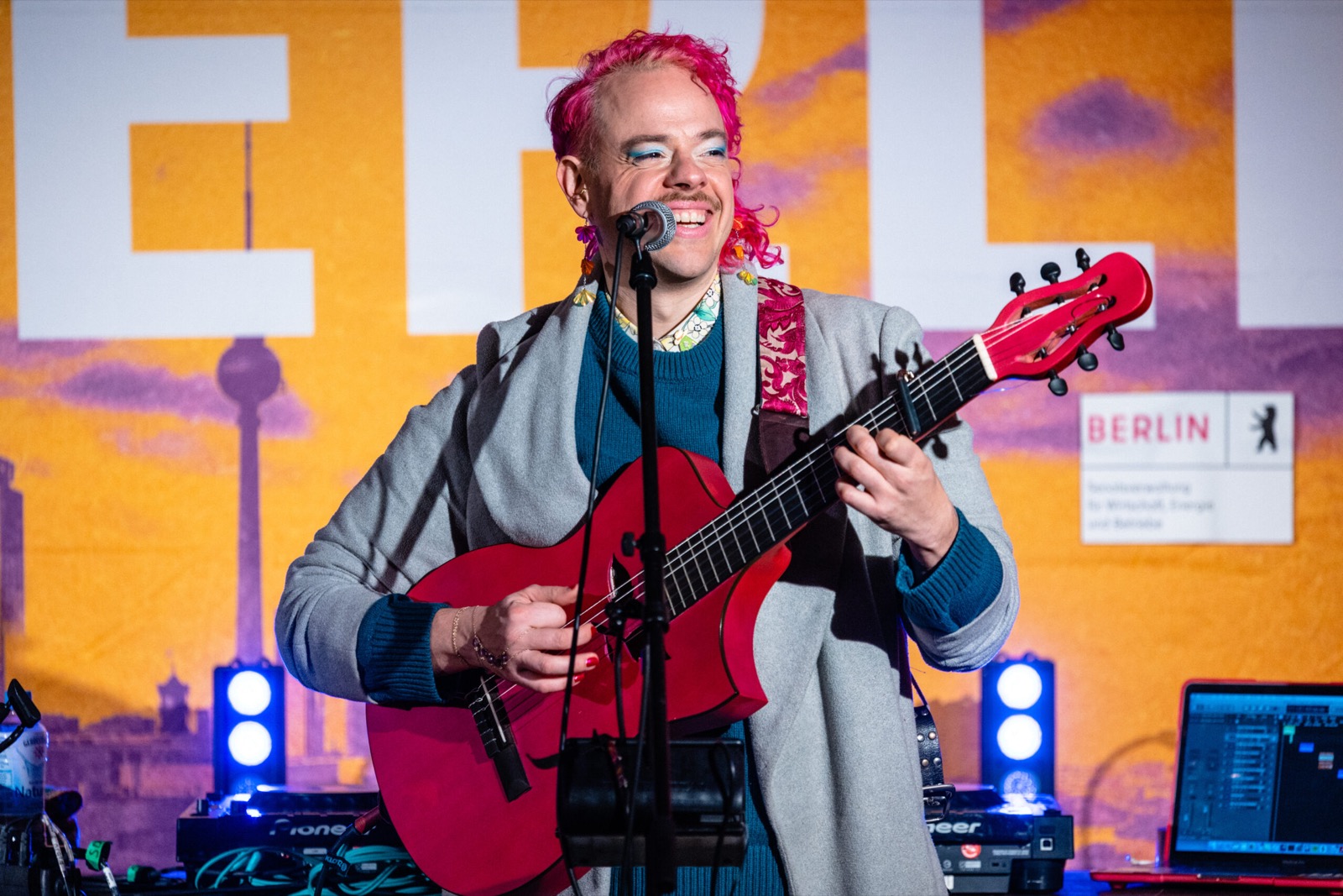 LISTEN TO BERLIN: LIVE at ITB