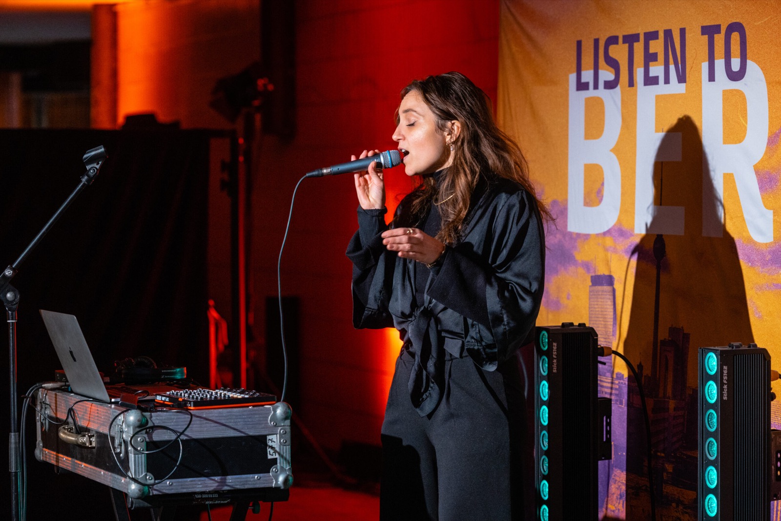 LISTEN TO BERLIN: LIVE at ITB